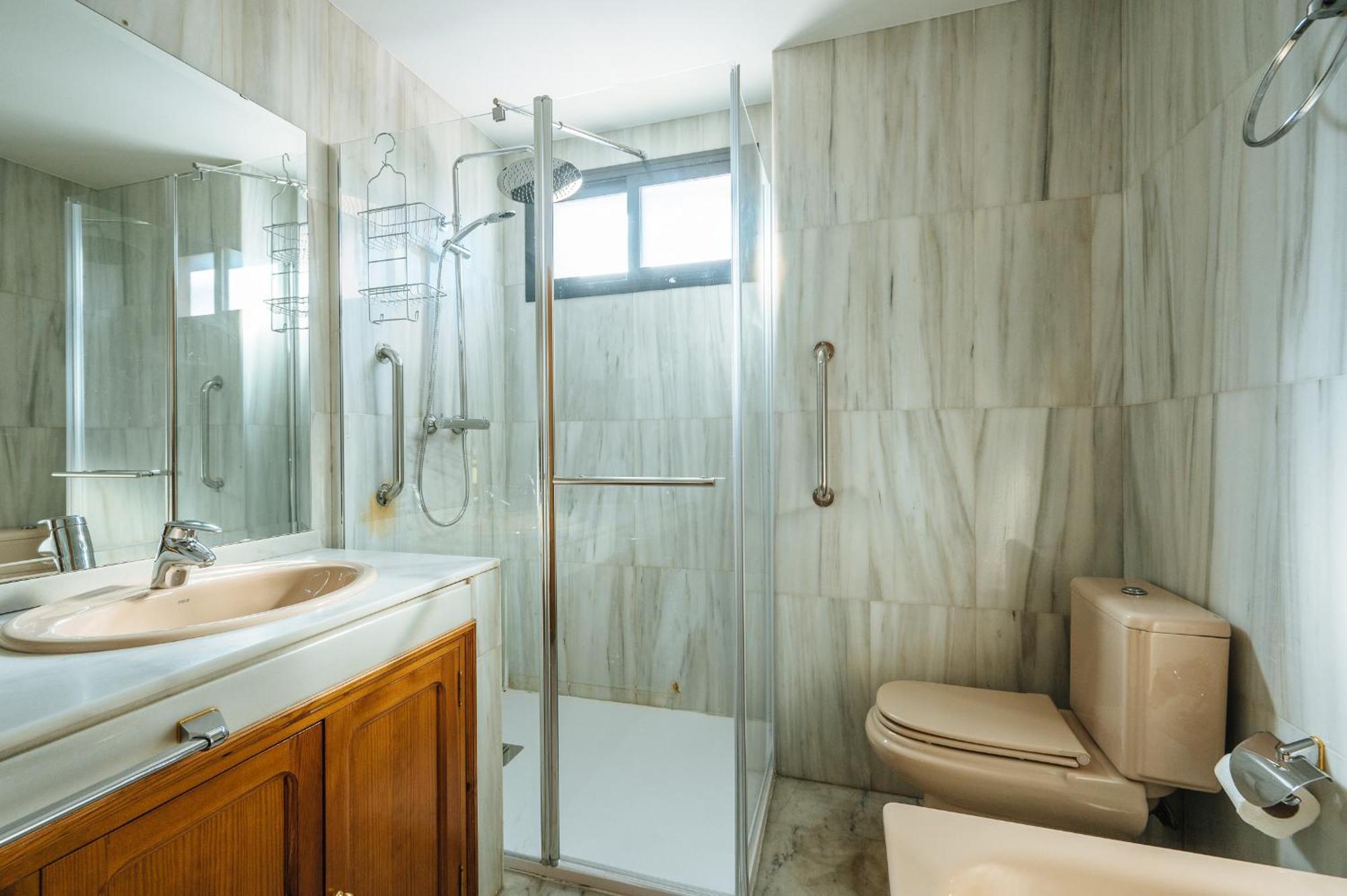 Acogedor Piso Con Parking Santa Justa Appartement Sevilla